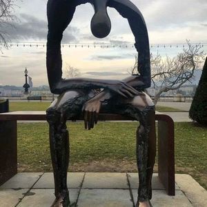 Meet your Posher, Tom